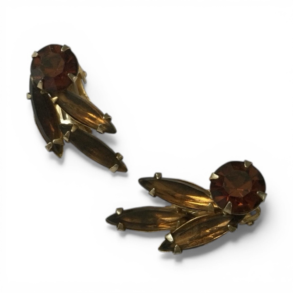 Vintage 1950s WEISS Smoky Topaz Rhinestone Clip‑On Earrings - Picture 3 of 13